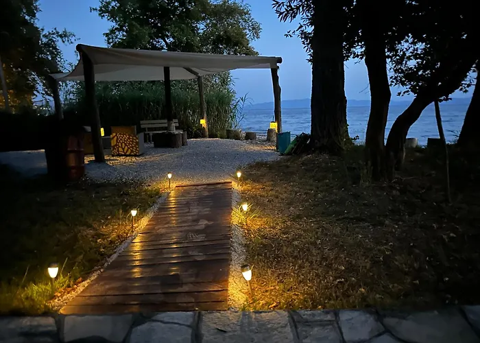 ξενωνας νιμπη * Κορωπί